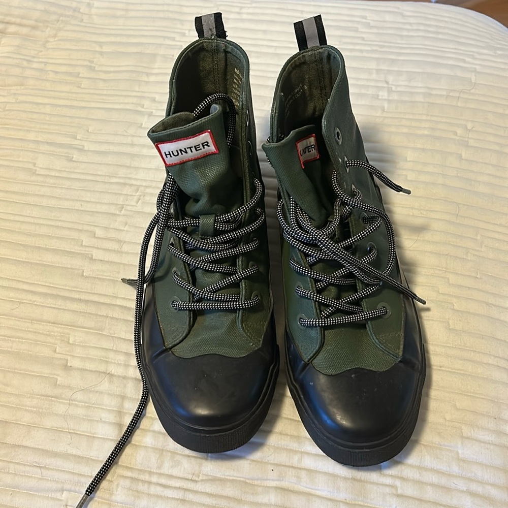 Hunter X Target Canvas Duck Combat/Rain Boot. Size 8.5, lightly worn.